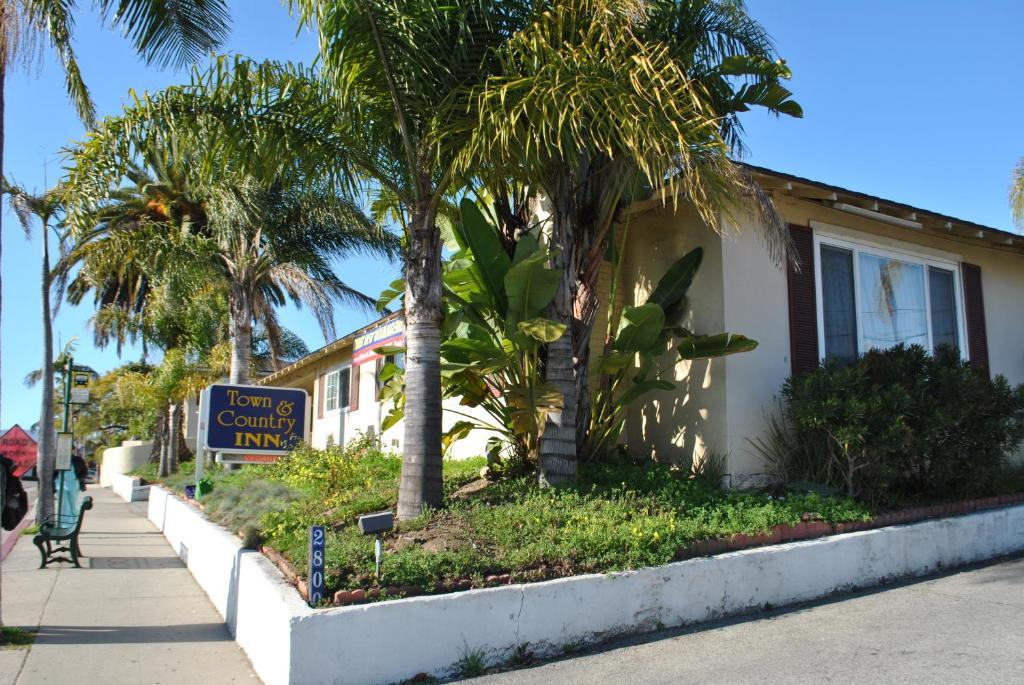 Town And Country Inn Santa Barbara Buitenkant foto